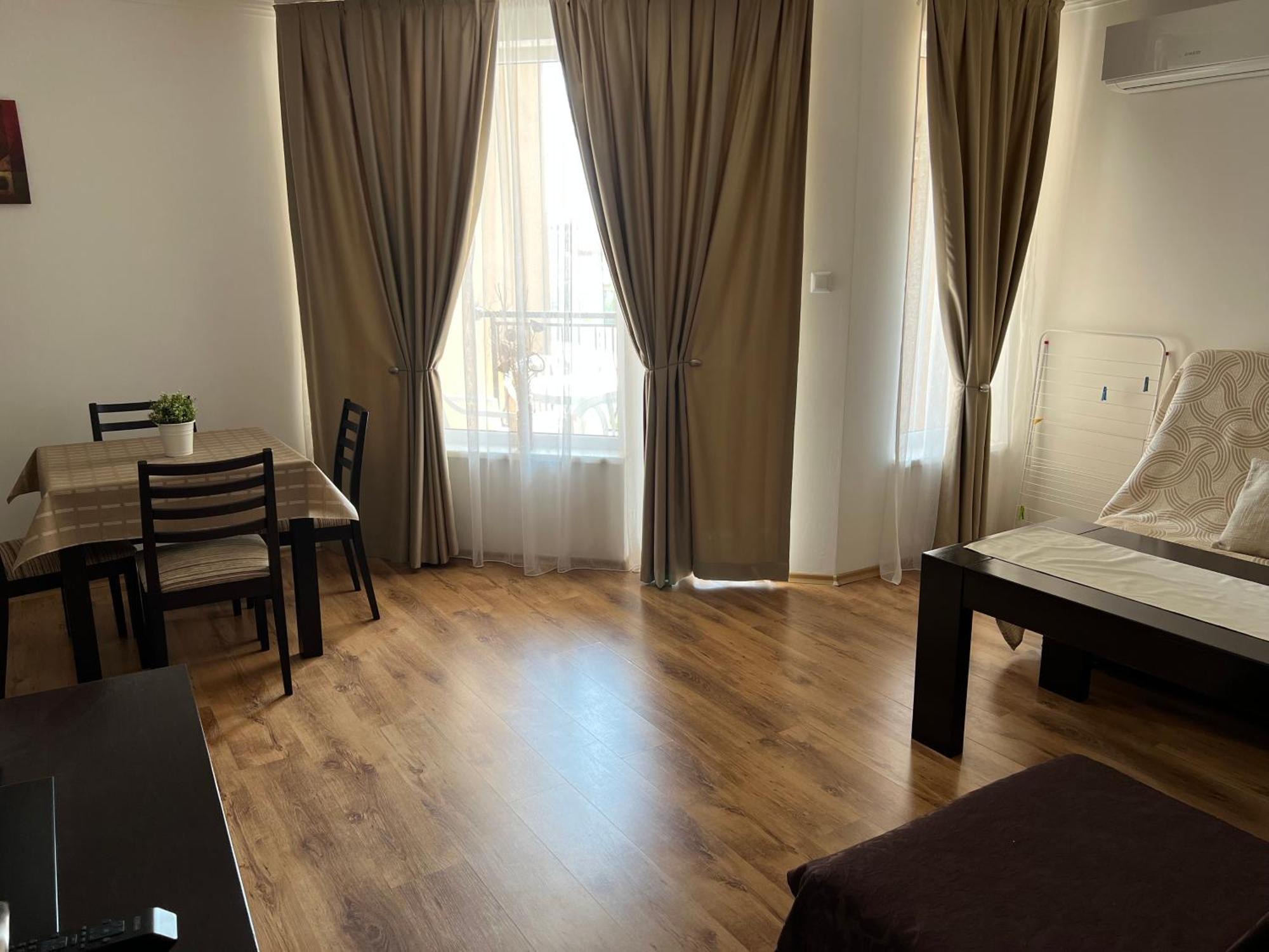 Antorini Apartments Sveti Vlas Eksteriør bilde