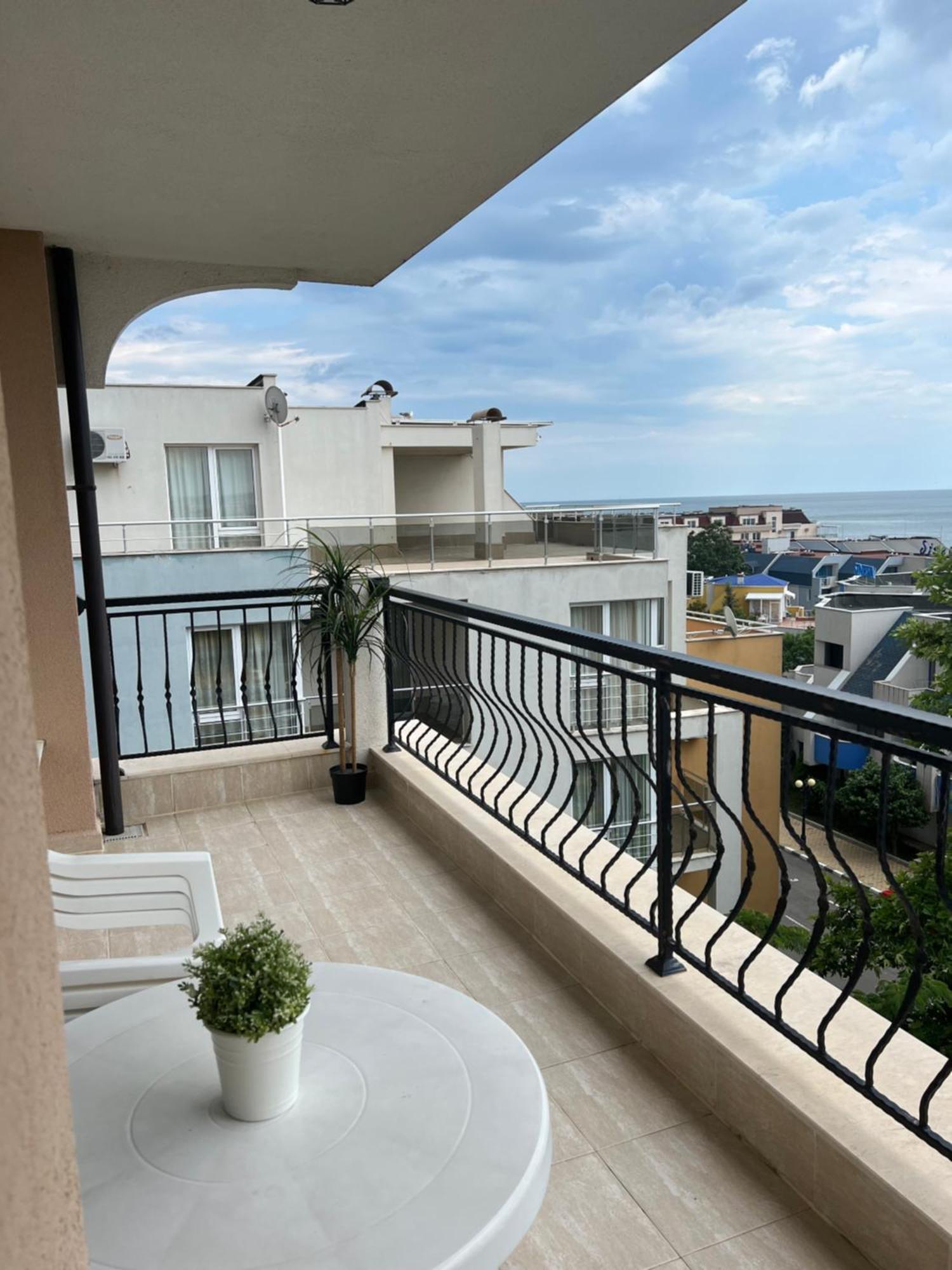 Antorini Apartments Sveti Vlas Eksteriør bilde